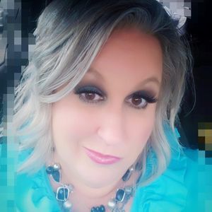 Meet your Posher, Paula